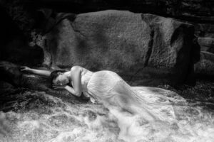 Abren exposición de fotografías inspirada en Julia de Burgos